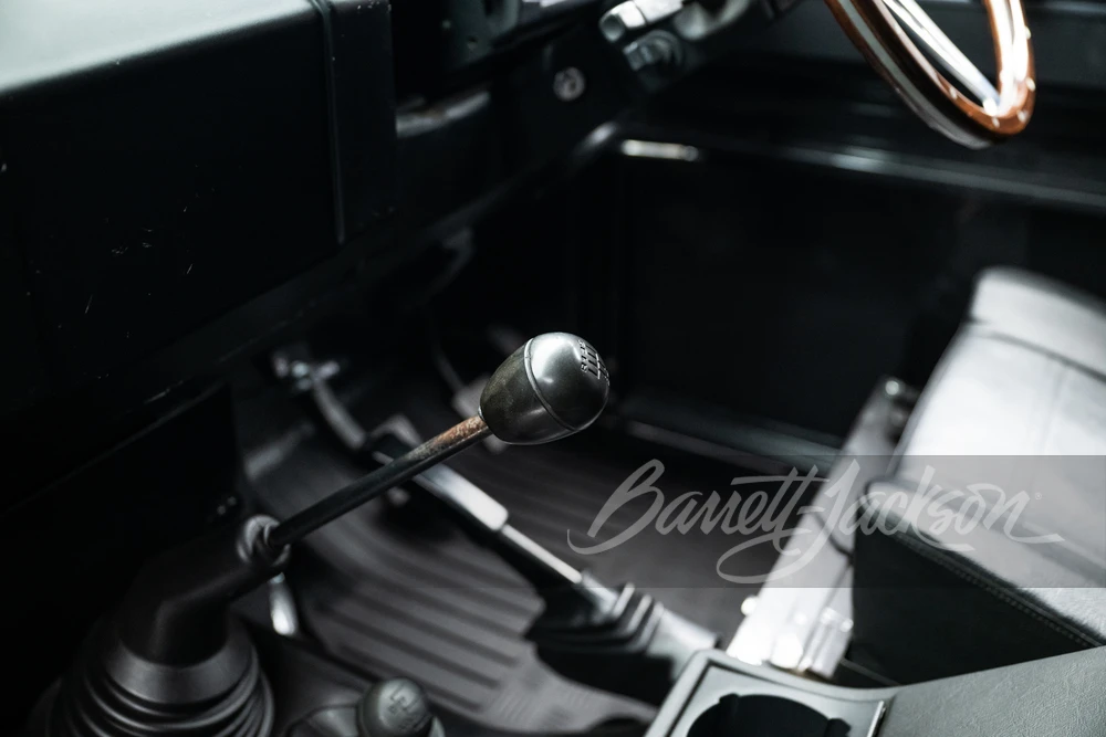 1990 Land Rover Defender 110 - Image 25 of 31