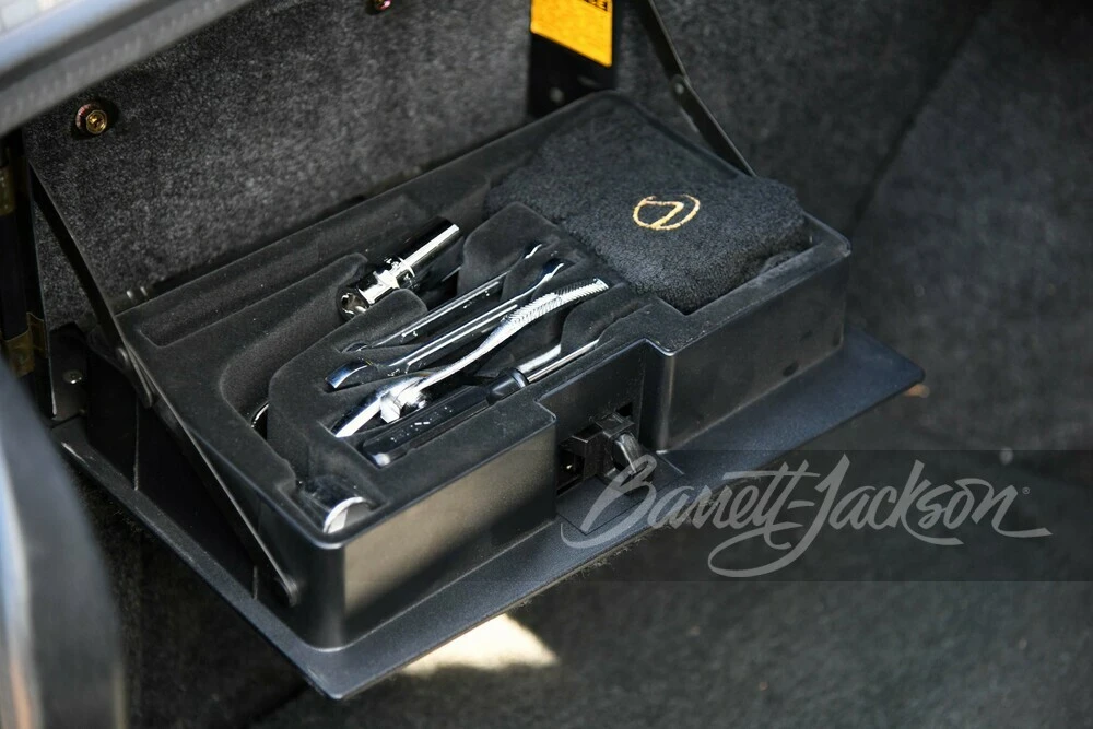 1990 Lexus LS 1st Gen - Image 7 of 25