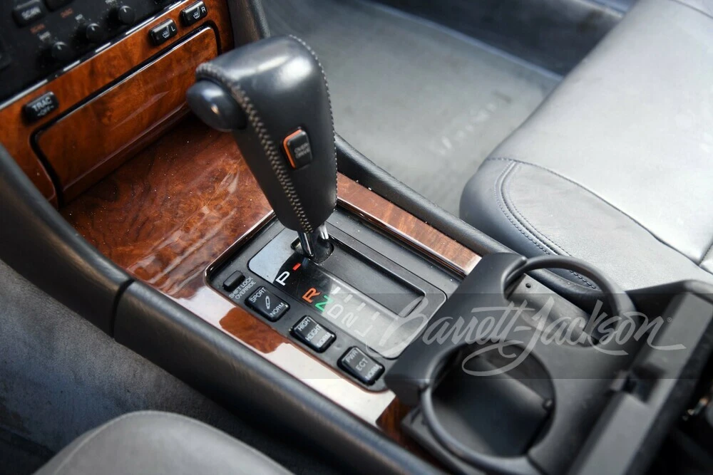1990 Lexus LS 1st Gen - Image 21 of 25