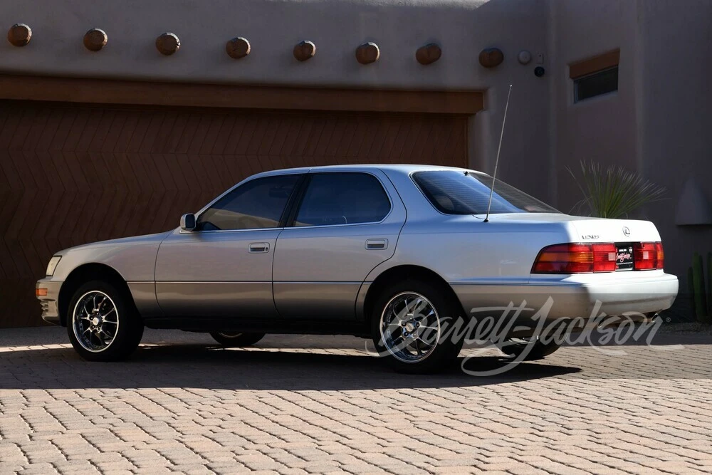 1990 Lexus LS 1st Gen - Image 23 of 25