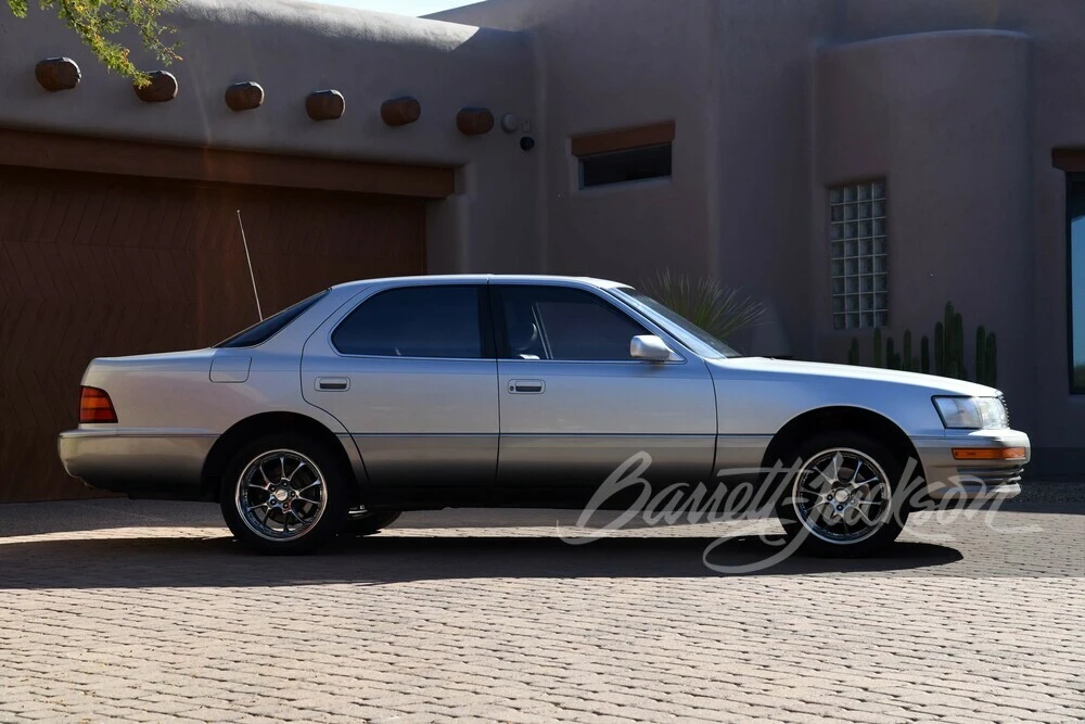 1990 Lexus LS 1st Gen - Image 25 of 25