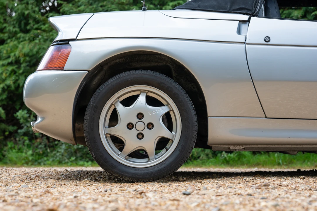 1990 Lotus Elan M100 - Image 29 of 31
