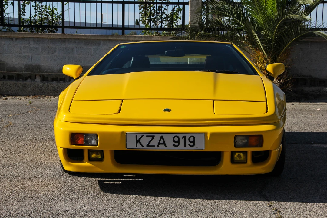 1990 Lotus Esprit Series 4 - Image 26 of 31