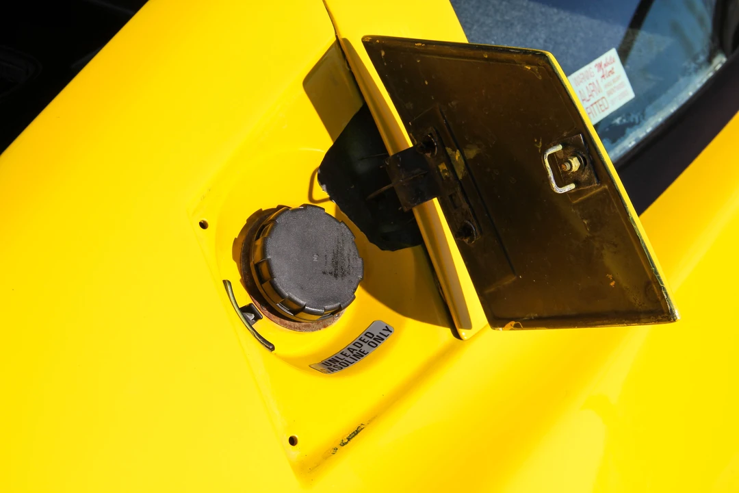1990 Lotus Esprit Series 4 - Image 29 of 31