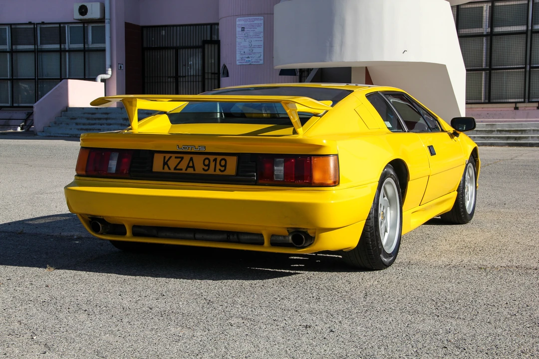 1990 Lotus Esprit Series 4 - Image 6 of 31