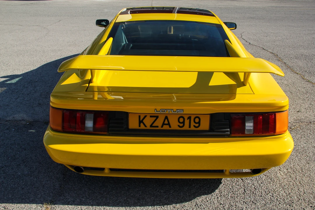 1990 Lotus Esprit Series 4 - Image 18 of 31