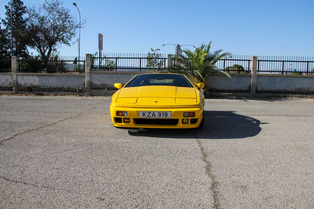 1990 Lotus Esprit Series 4 - Image 22 of 31