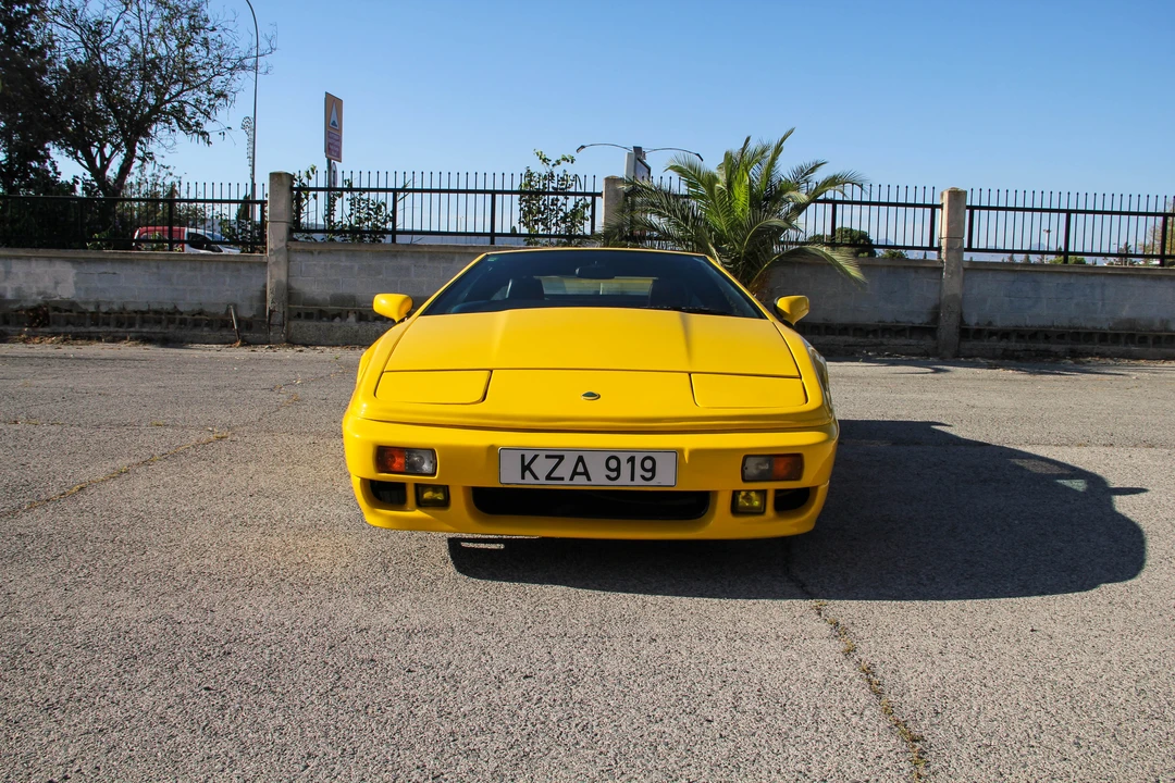 1990 Lotus Esprit Series 4 - Image 3 of 31