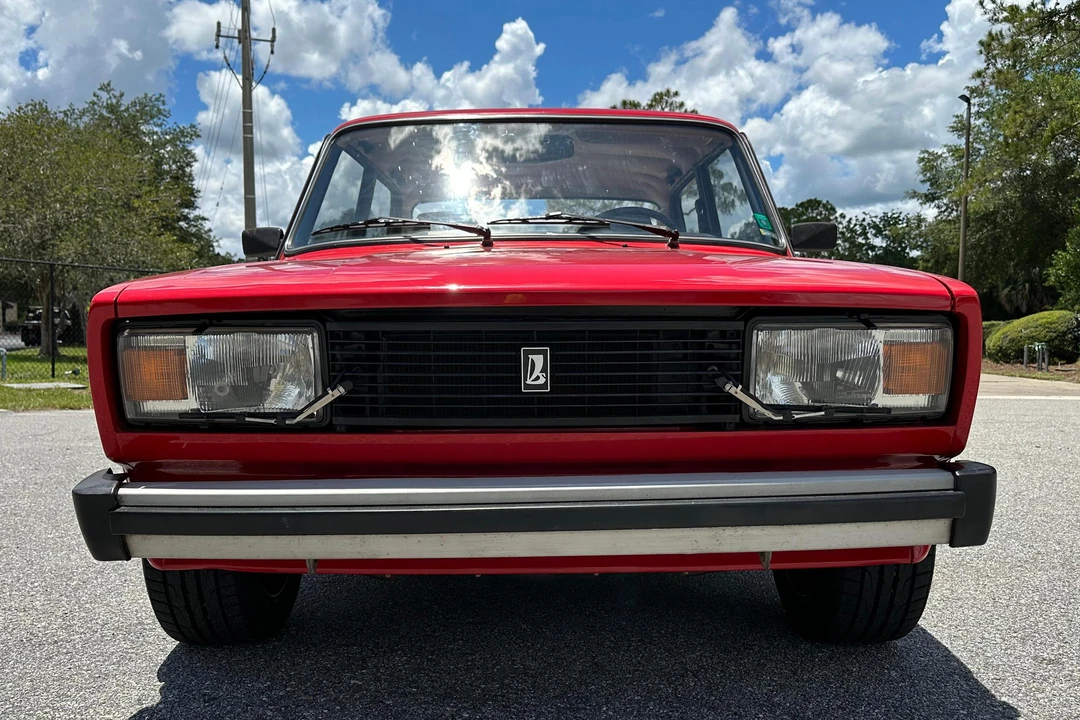 1990 Lada - Image 2 of 31
