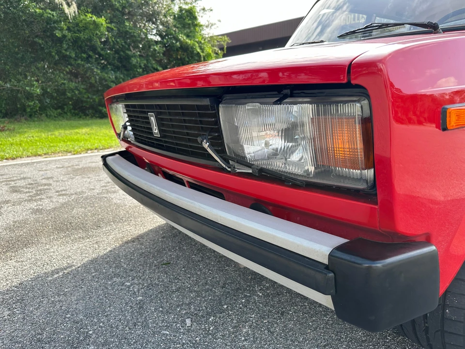 1990 Lada - Image 16 of 31