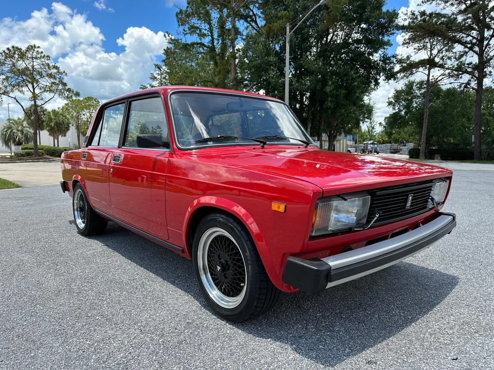 1990 Lada - Image 13 of 31