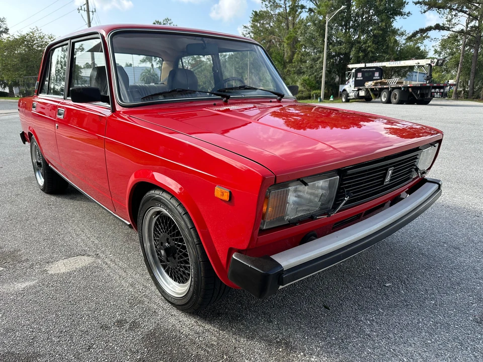 1990 Lada - Image 14 of 31