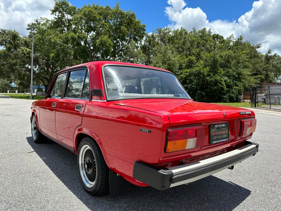 1990 Lada - Image 9 of 31