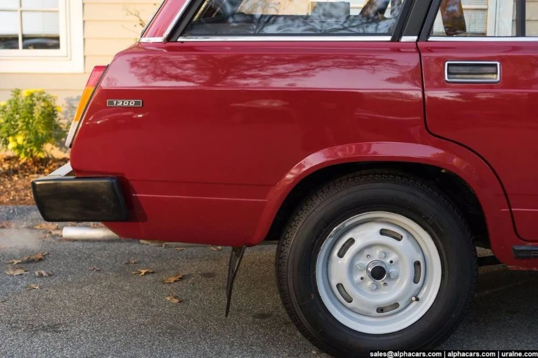 1990 Lada - Image 11 of 31