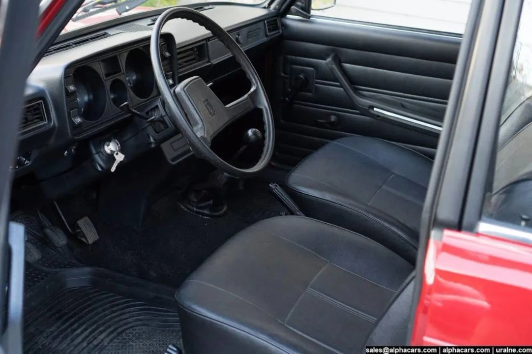 1990 Lada - Image 29 of 31