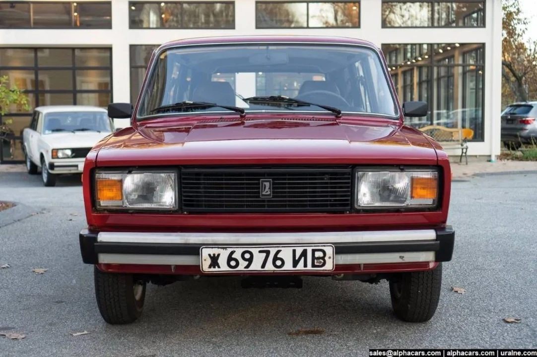 1990 Lada - Image 2 of 31