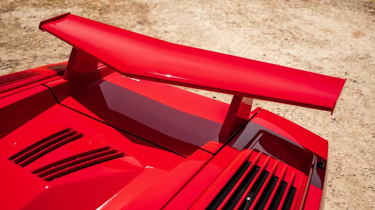 1990 Lamborghini Countach 25th Anniversary Edition - Image 29 of 31