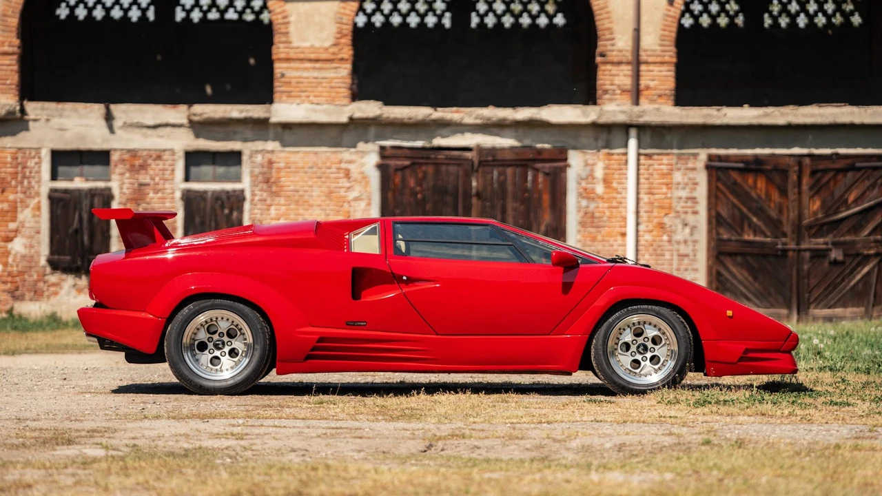 1990 Lamborghini Countach 25th Anniversary Edition - Image 3 of 31