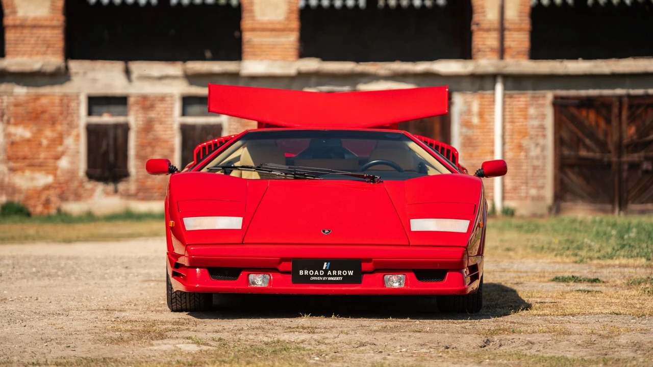 1990 Lamborghini Countach 25th Anniversary Edition - Image 16 of 31