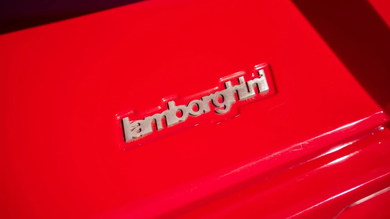 1990 Lamborghini Countach 25th Anniversary Edition - Image 23 of 31