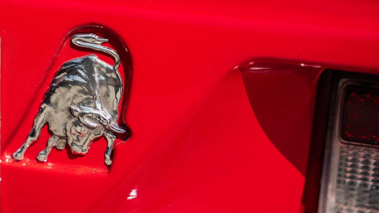 1990 Lamborghini Countach 25th Anniversary Edition - Image 24 of 31