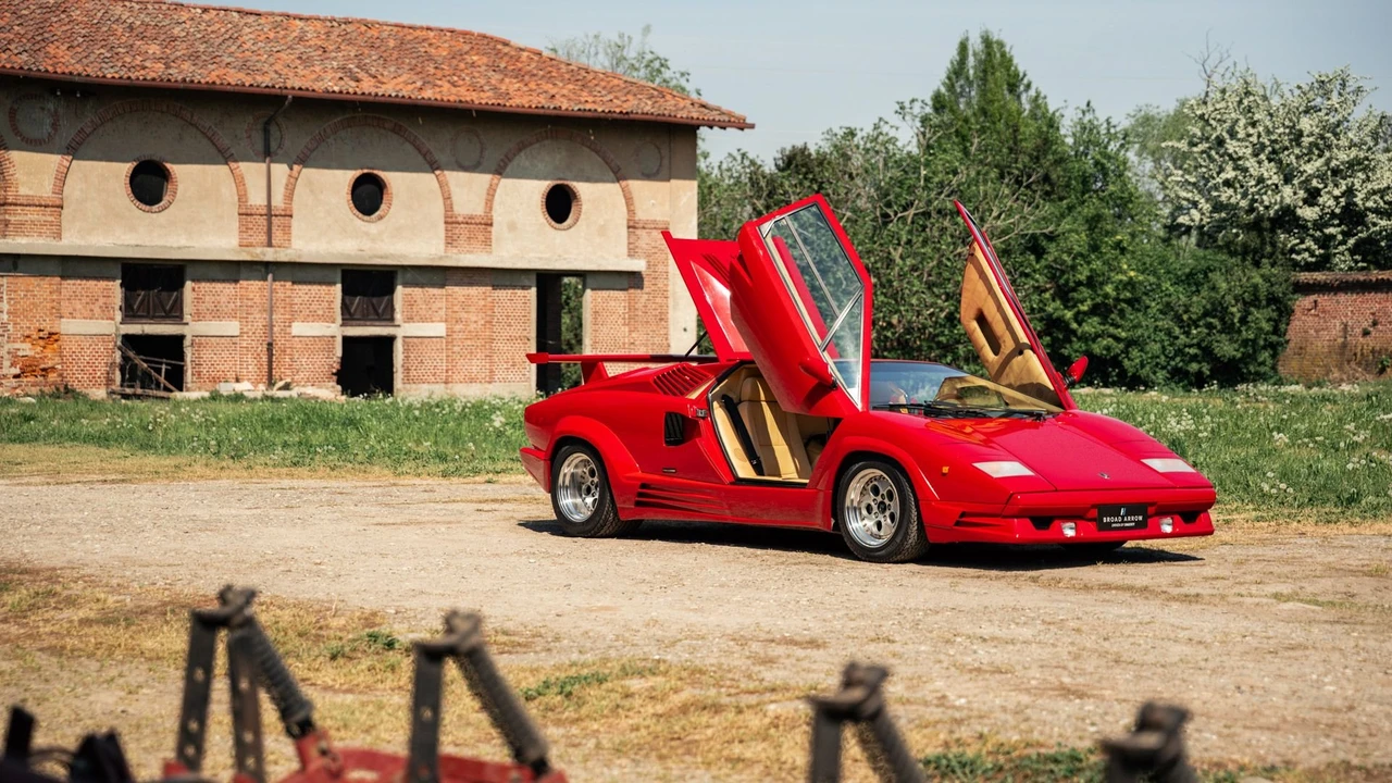 1990 Lamborghini Countach 25th Anniversary Edition - Image 18 of 31