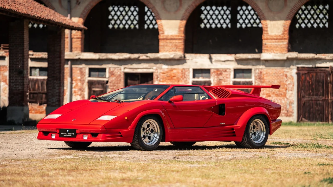 1990 Lamborghini Countach 25th Anniversary Edition - Image 9 of 31
