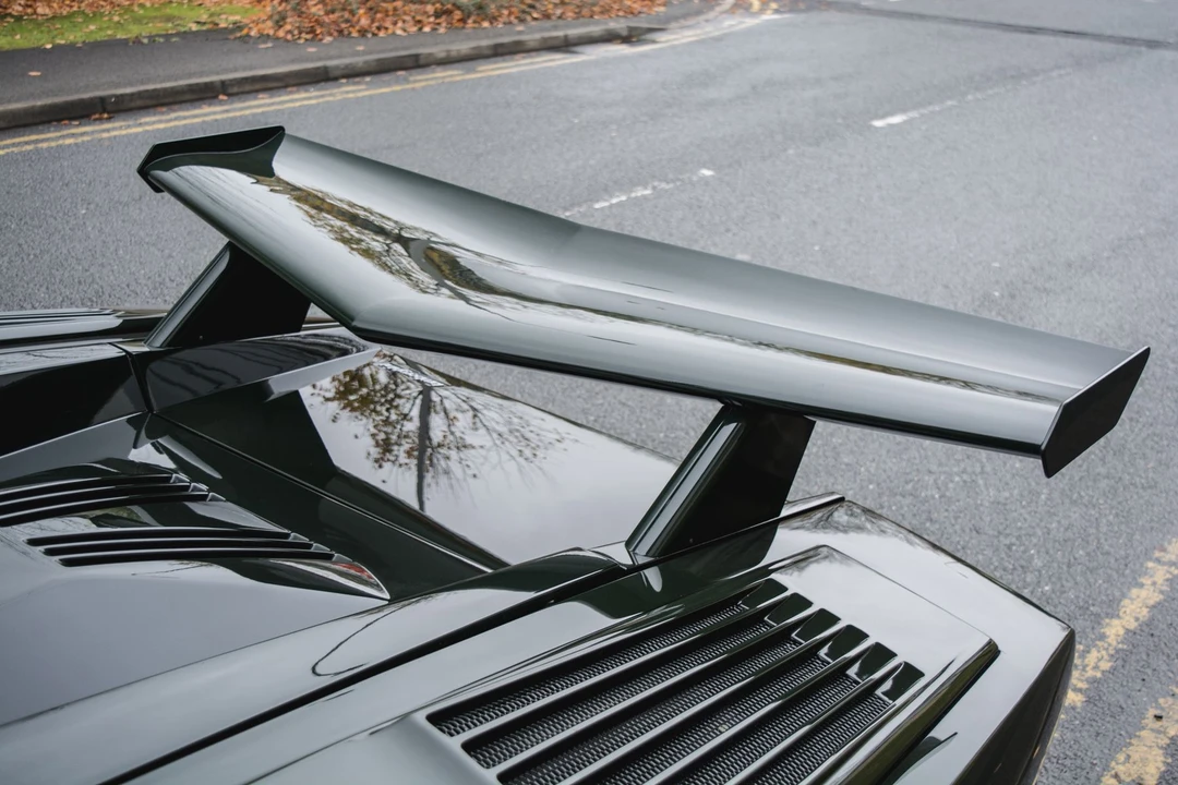 1990 Lamborghini Countach 25th Anniversary Edition - Image 14 of 31
