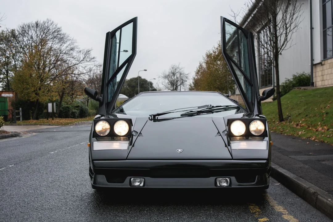 1990 Lamborghini Countach 25th Anniversary Edition - Image 15 of 31