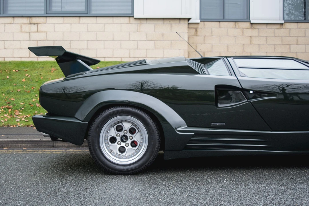 1990 Lamborghini Countach 25th Anniversary Edition - Image 30 of 31