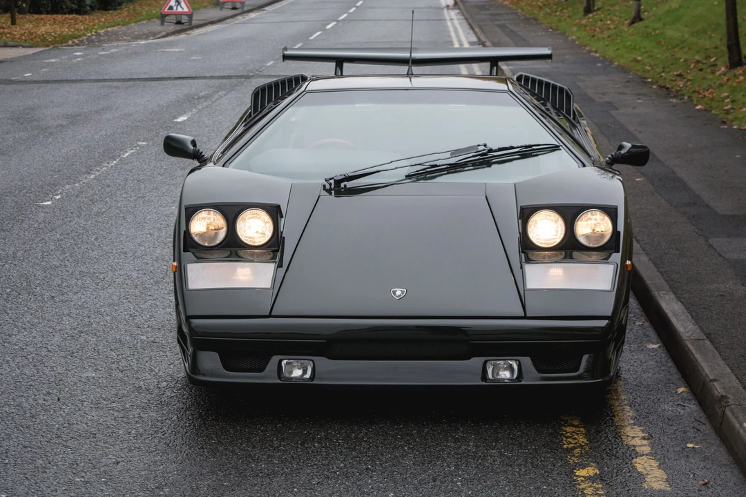 1990 Lamborghini Countach 25th Anniversary Edition - Image 25 of 31