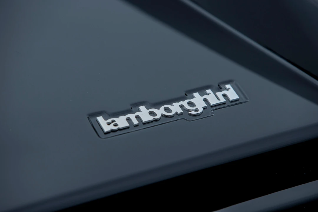1990 Lamborghini Countach 25th Anniversary Edition - Image 24 of 31