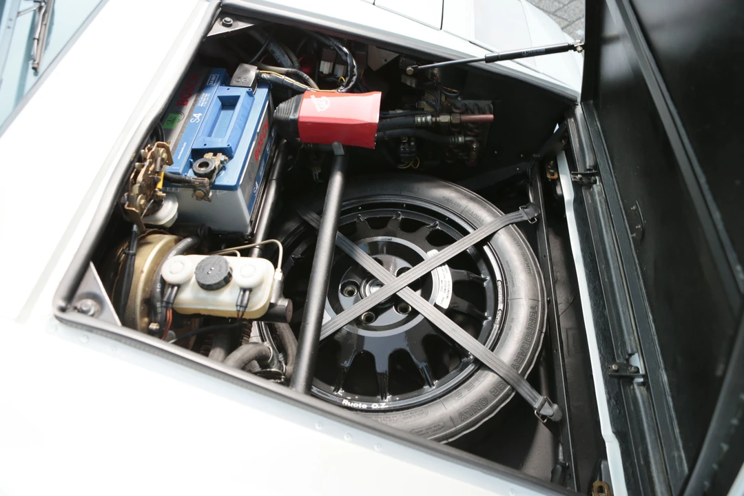 1990 Lamborghini Countach 25th Anniversary Edition - Image 4 of 31