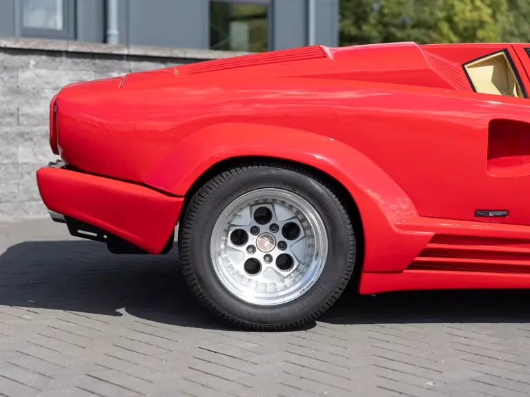 1990 Lamborghini Countach 25th Anniversary Edition - Image 26 of 31