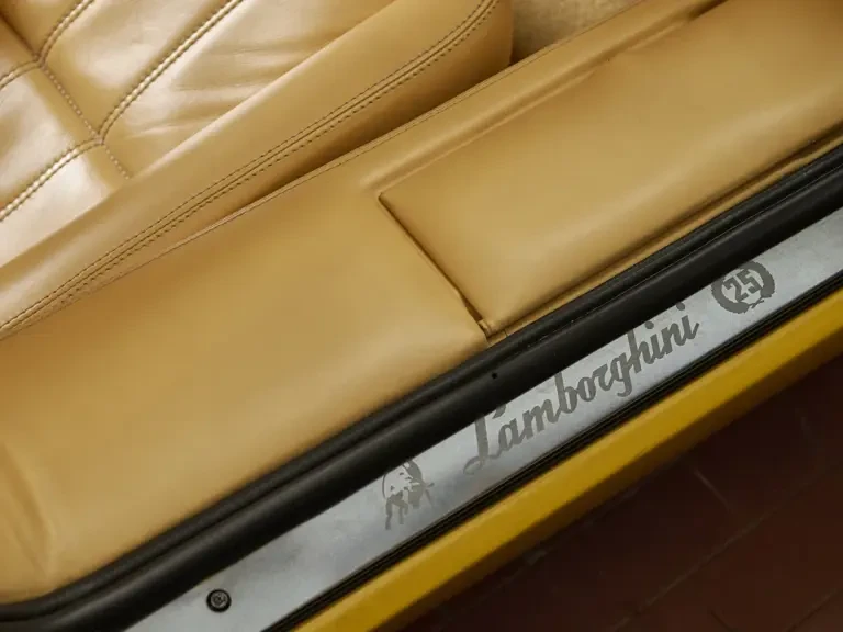 1990 Lamborghini Countach 25th Anniversary Edition - Image 26 of 31