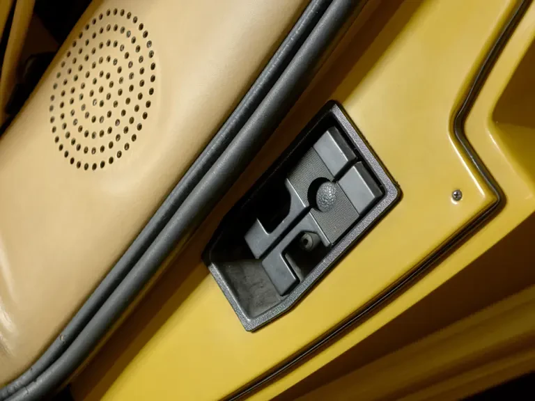1990 Lamborghini Countach 25th Anniversary Edition - Image 18 of 31