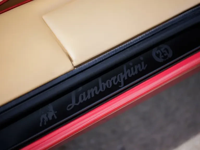 1990 Lamborghini Countach 25th Anniversary Edition - Image 23 of 31
