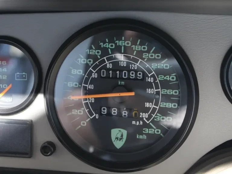 1990 Lamborghini Countach 25th Anniversary Edition - Image 12 of 24