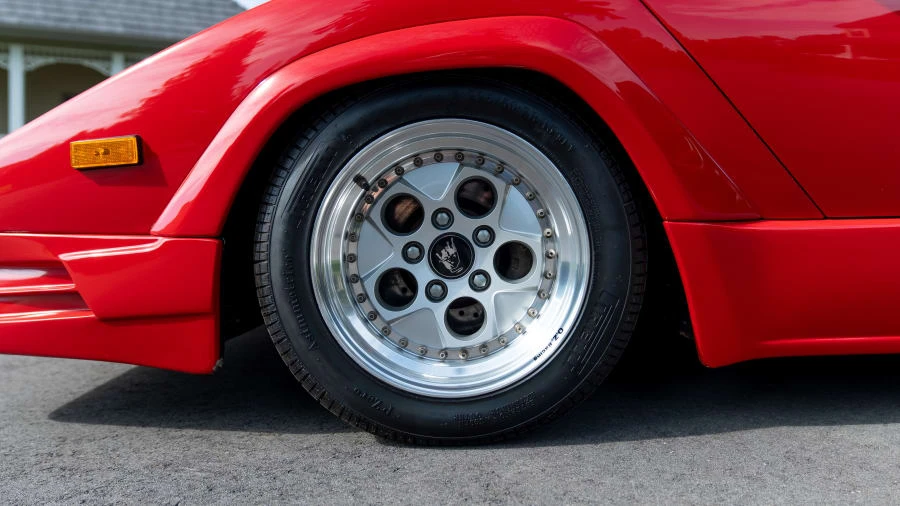 1990 Lamborghini Countach 25th Anniversary Edition - Image 22 of 31