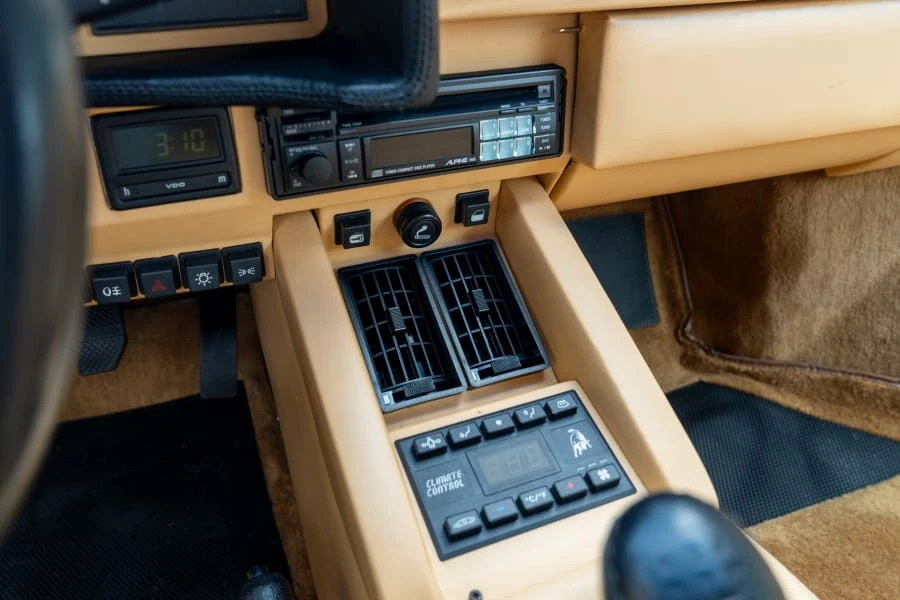 1990 Lamborghini Countach 25th Anniversary Edition - Image 27 of 31