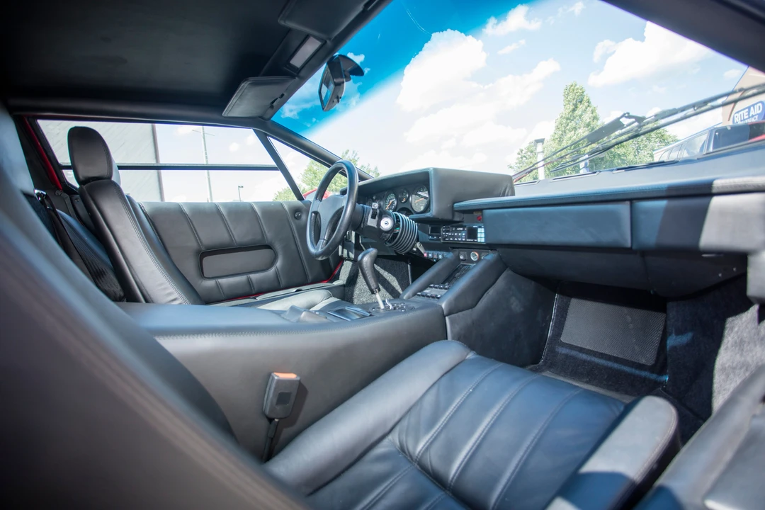 1990 Lamborghini Countach 25th Anniversary Edition - Image 21 of 31