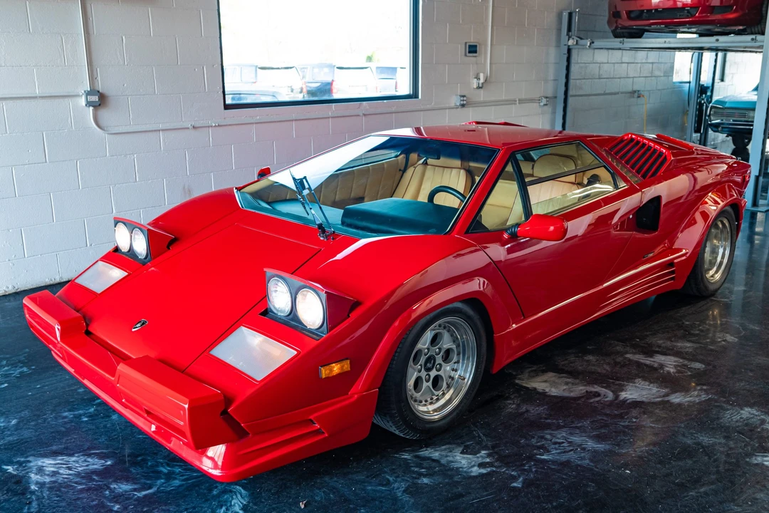 1990 Lamborghini Countach 25th Anniversary Edition - Image 16 of 31
