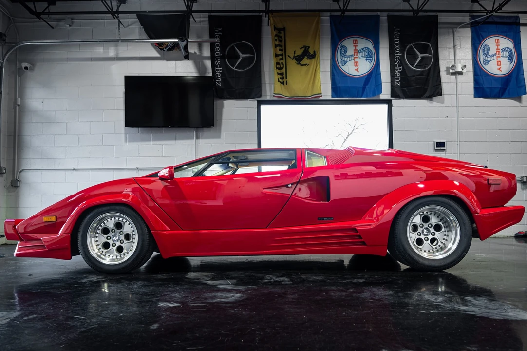 1990 Lamborghini Countach 25th Anniversary Edition - Image 6 of 31