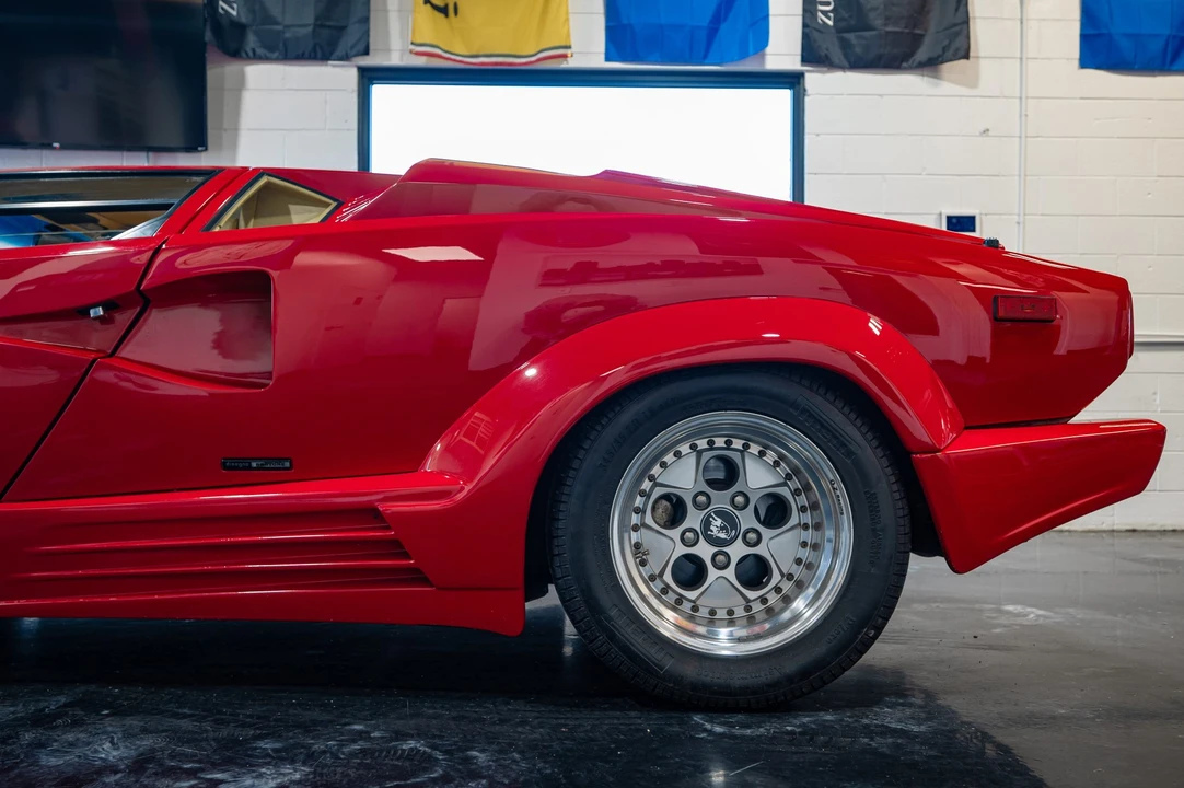 1990 Lamborghini Countach 25th Anniversary Edition - Image 21 of 31