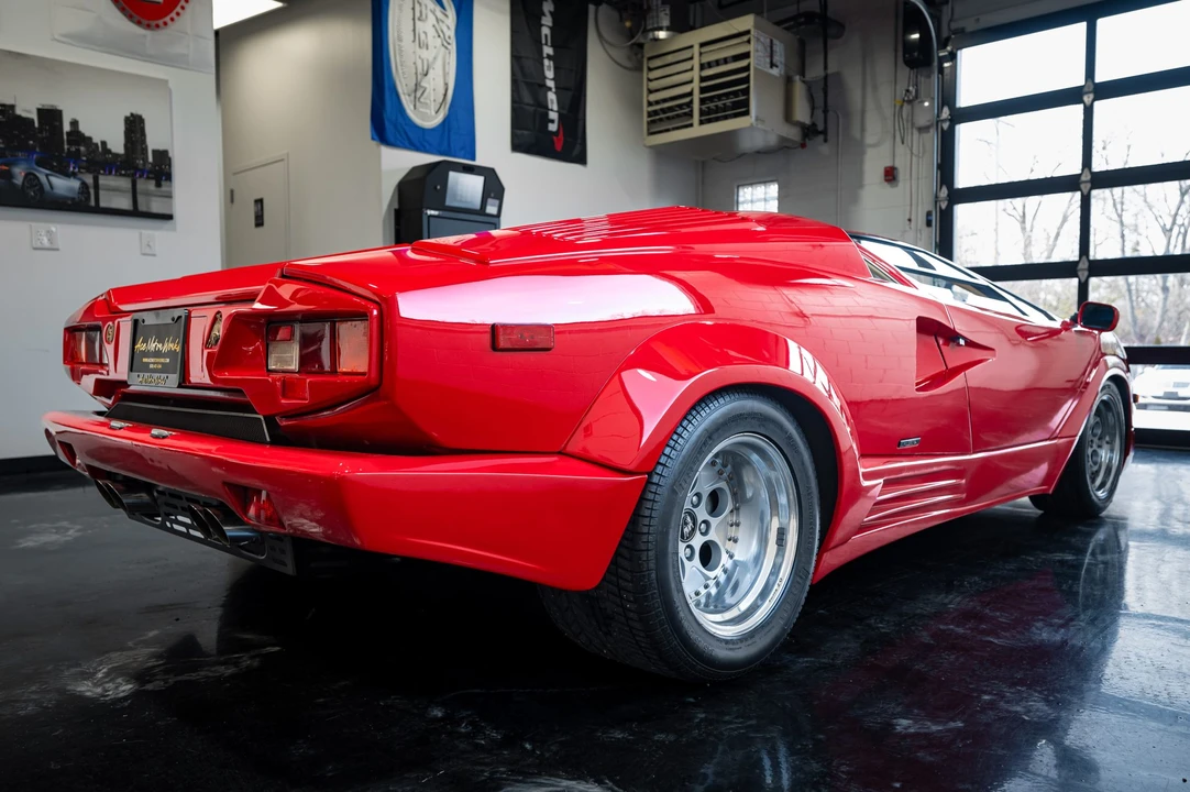 1990 Lamborghini Countach 25th Anniversary Edition - Image 11 of 31