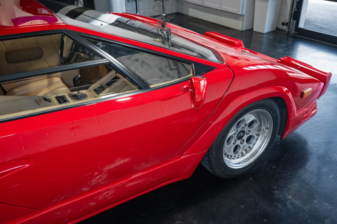 1990 Lamborghini Countach 25th Anniversary Edition - Image 28 of 31