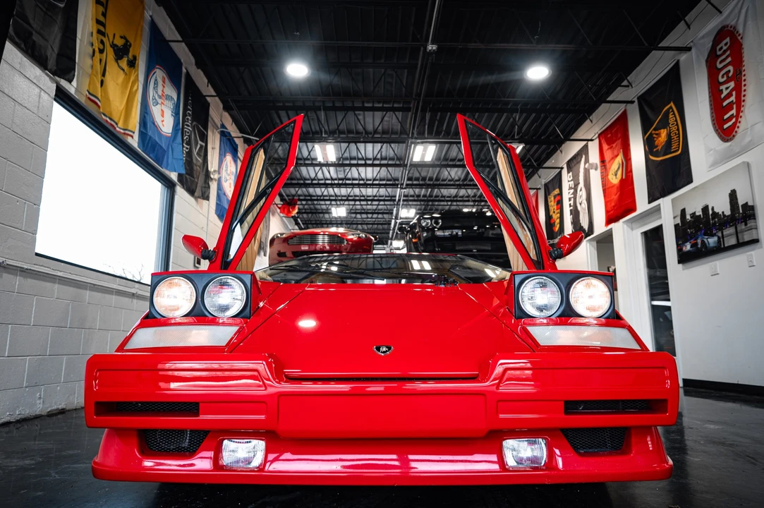 1990 Lamborghini Countach 25th Anniversary Edition - Image 14 of 31
