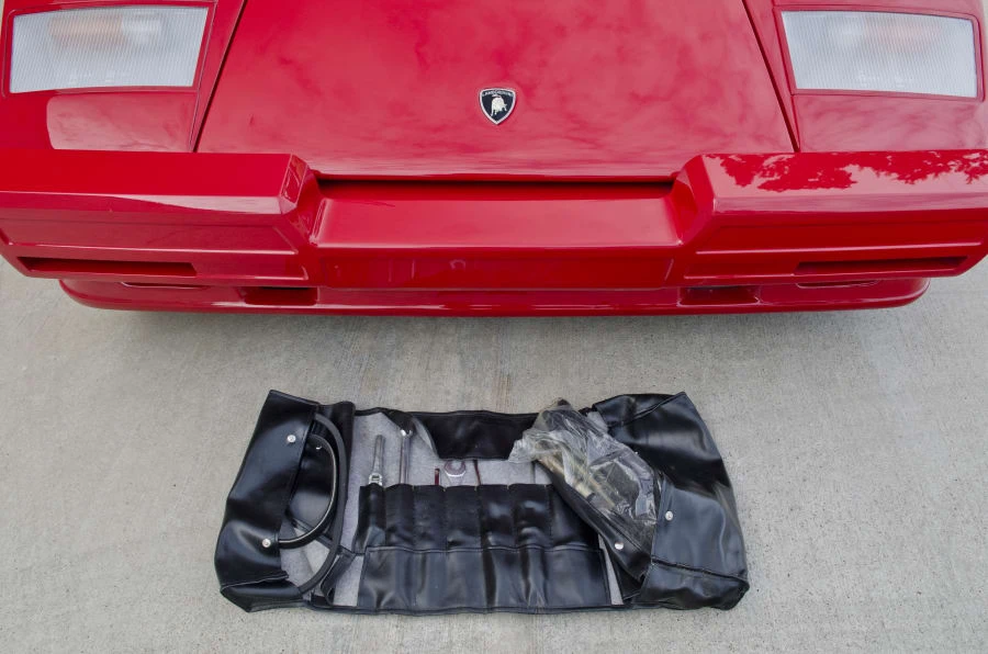 1990 Lamborghini Countach 25th Anniversary Edition - Image 8 of 12