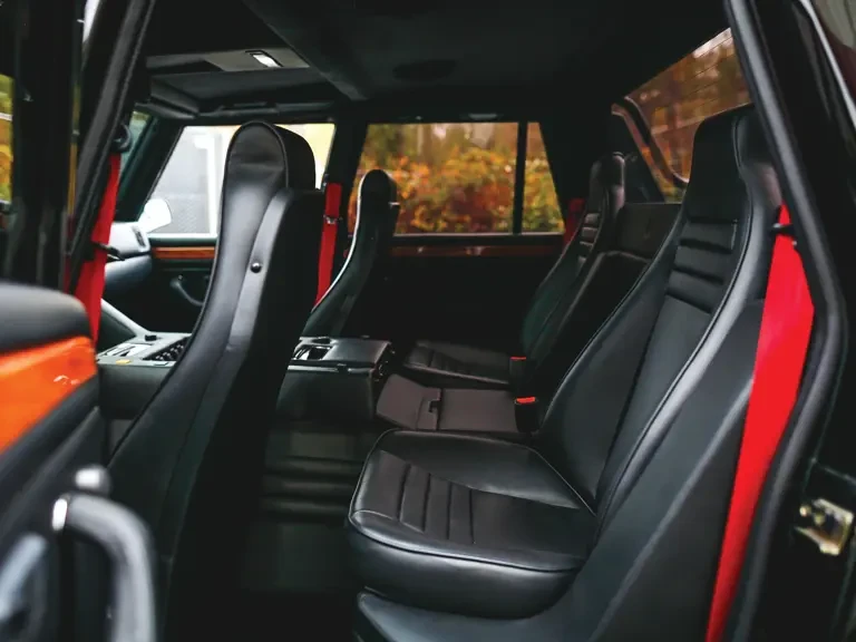 1990 Lamborghini LM002 - Image 17 of 26