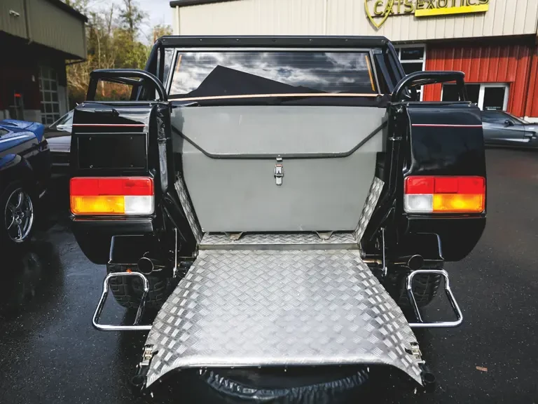 1990 Lamborghini LM002 - Image 20 of 26